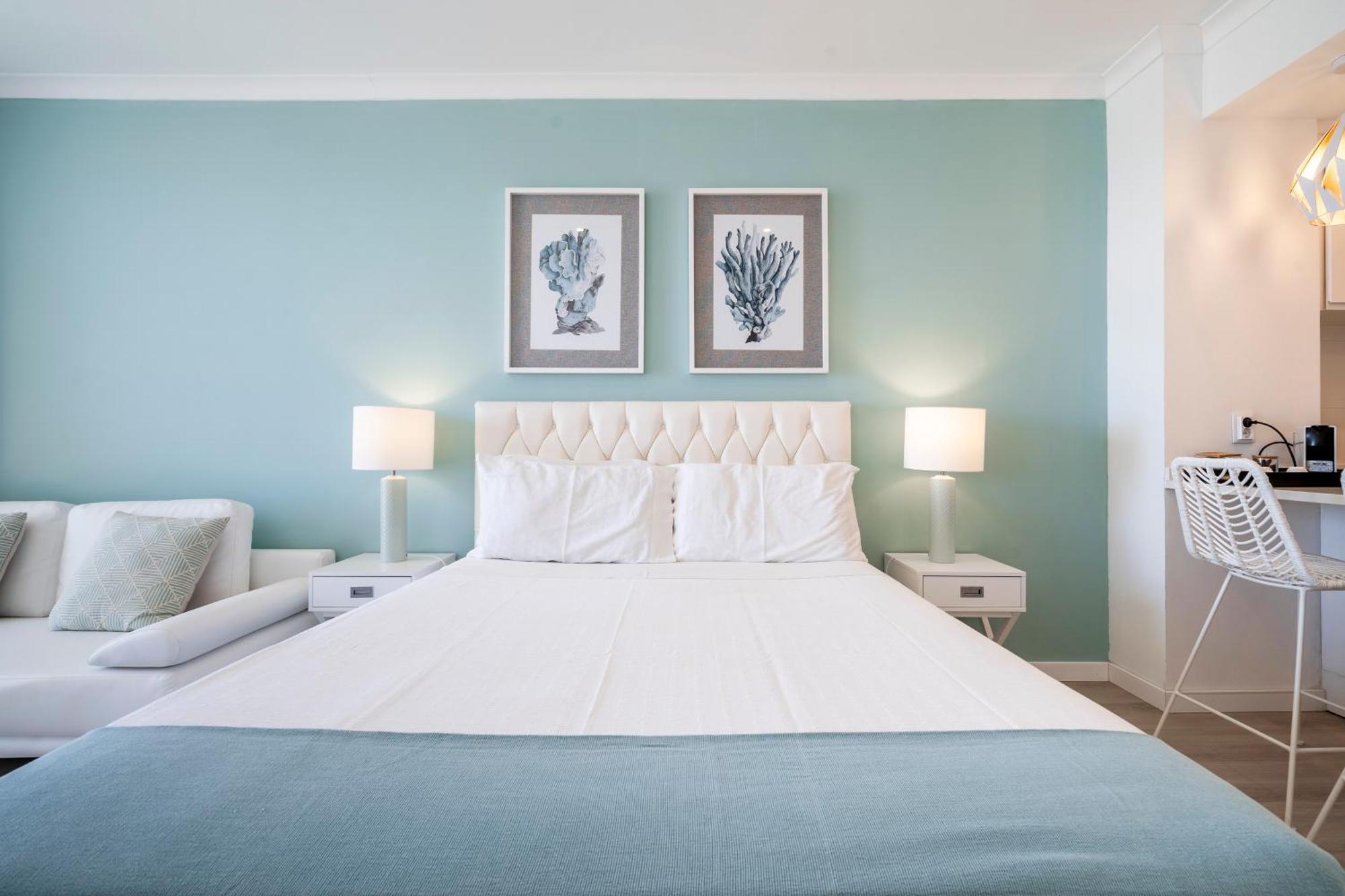 Sea Lovers - Sea Front - Studio Apartment モンテ・ゴルド エクステリア 写真